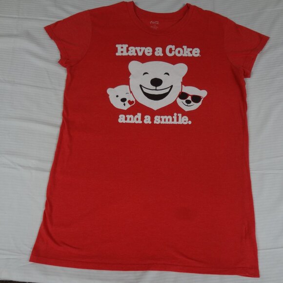 COCA COLA COKE POLAR BEARS HAVE A COKE & A SMILE RED L/XL WOMENS SLEEPSHIRT L235 - Picture 1 of 3